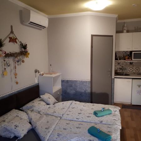 Mini Vendeghaz Budaoers Екстериор снимка
