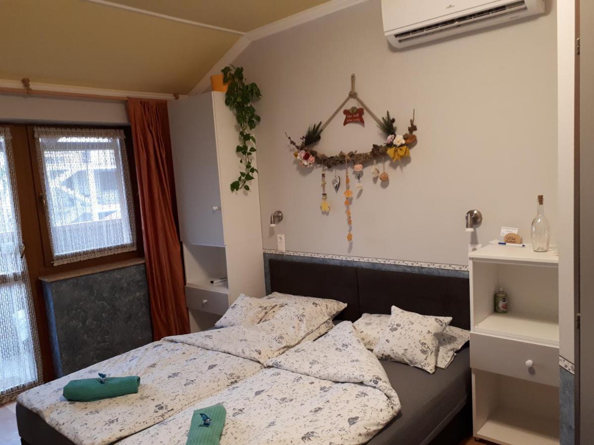 Mini Vendeghaz Budaoers Екстериор снимка